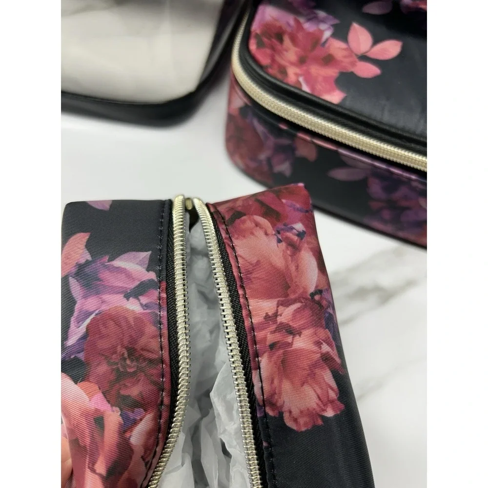 Victoria's Secret Floral Weekender Travel Bag 4 Pc Cosmetic Set NWT Pink Purple